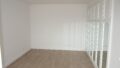 Schlafzimmer mit Einbauschrank