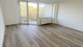 Wohnzimmer vorne mit Loggia