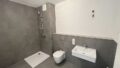 Bad mit bodentiefer Dusche