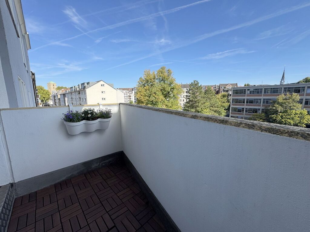 Balkon links