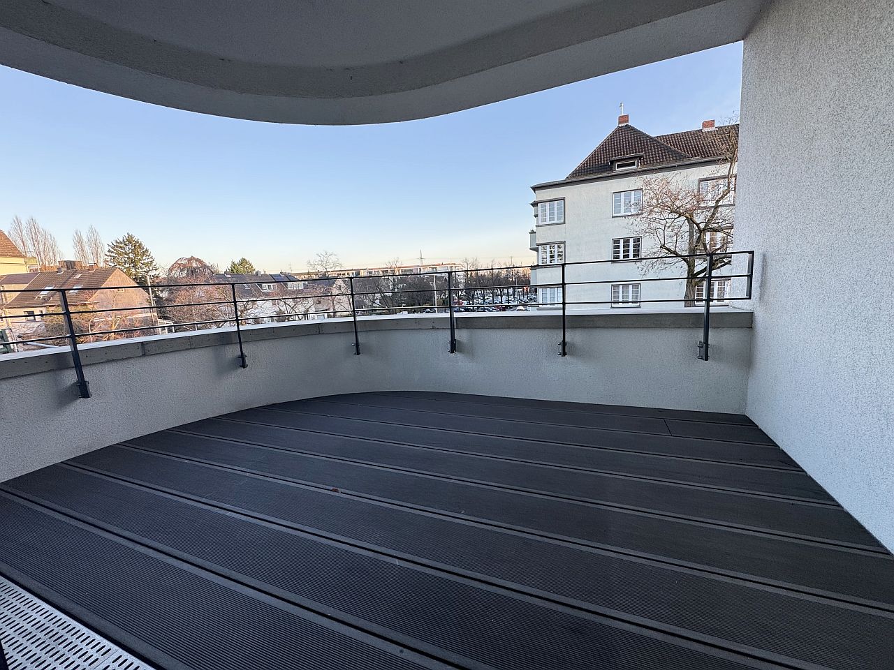 Balkon bei Tageslicht