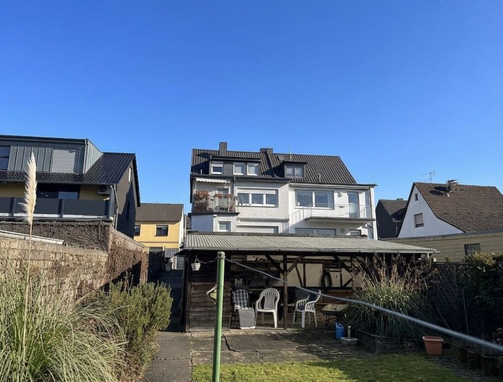 Gartenansicht Haus
