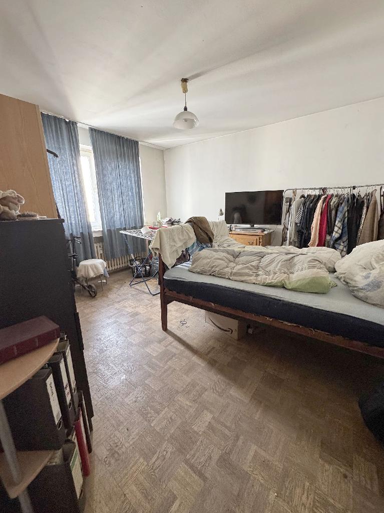 WE 27 - Schlafzimmer