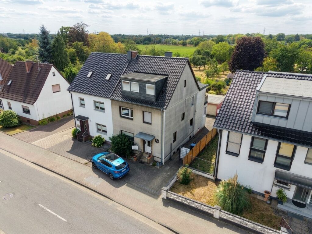 Front-Seitenansicht Haus