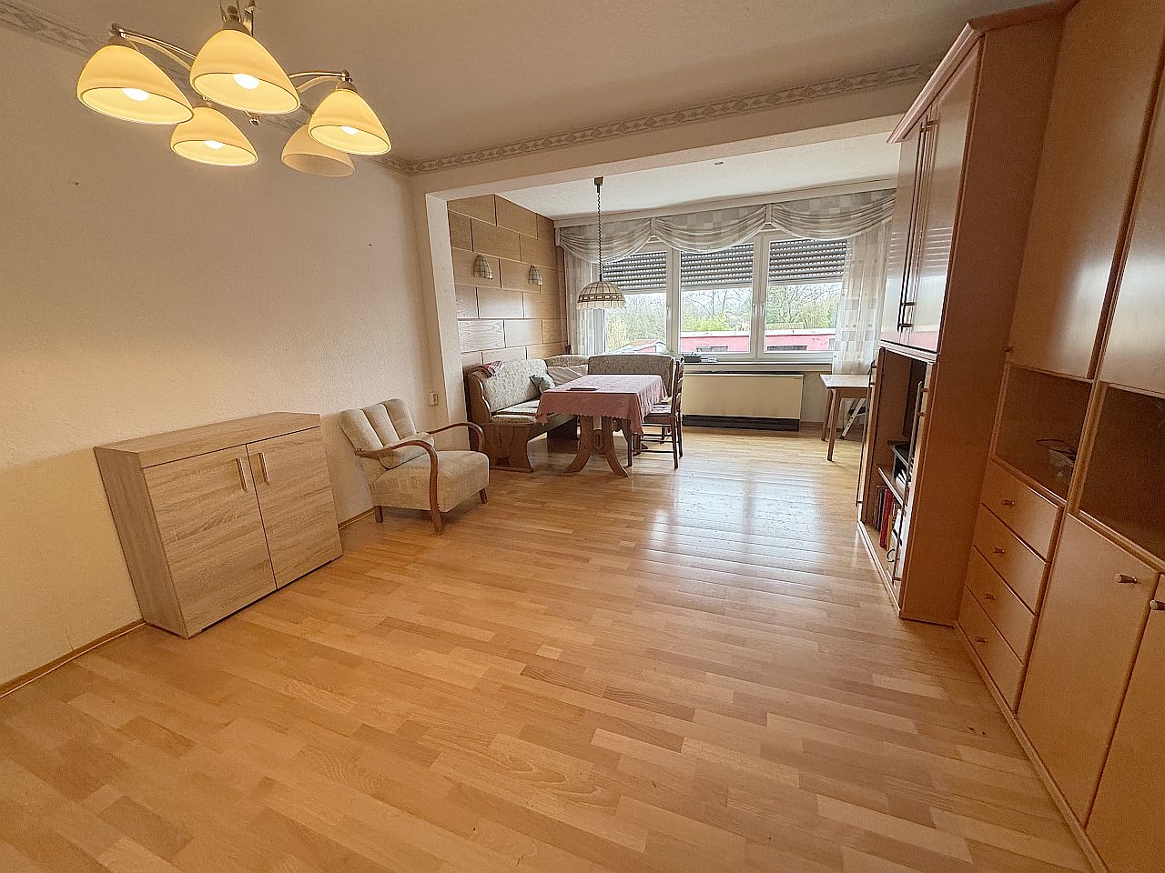 EG - Wohnzimmer-Essbereich
